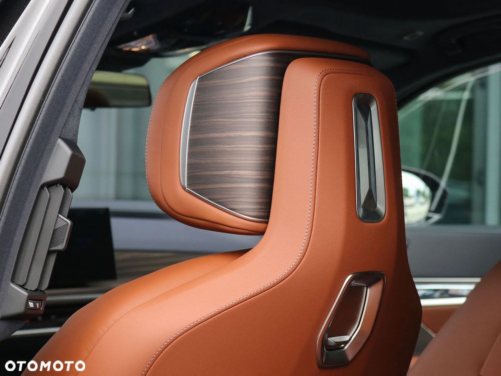 BMW Seria 7 750e PHEV xDrive M Sport sport - 22