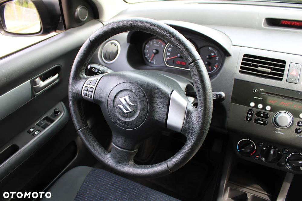 Suzuki Swift - 16