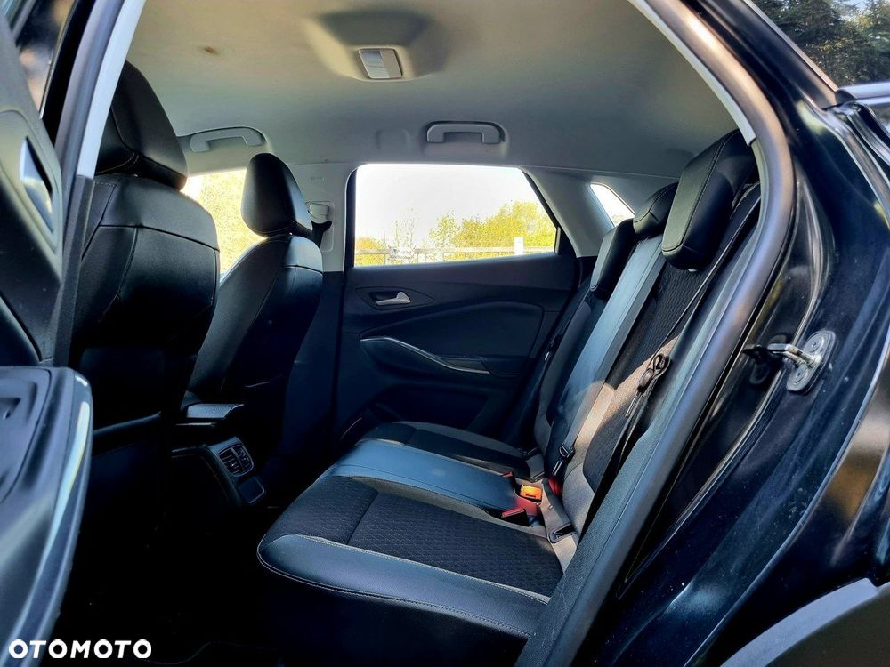 Opel Grandland X 1.2 Start/Stop Elegance - 10