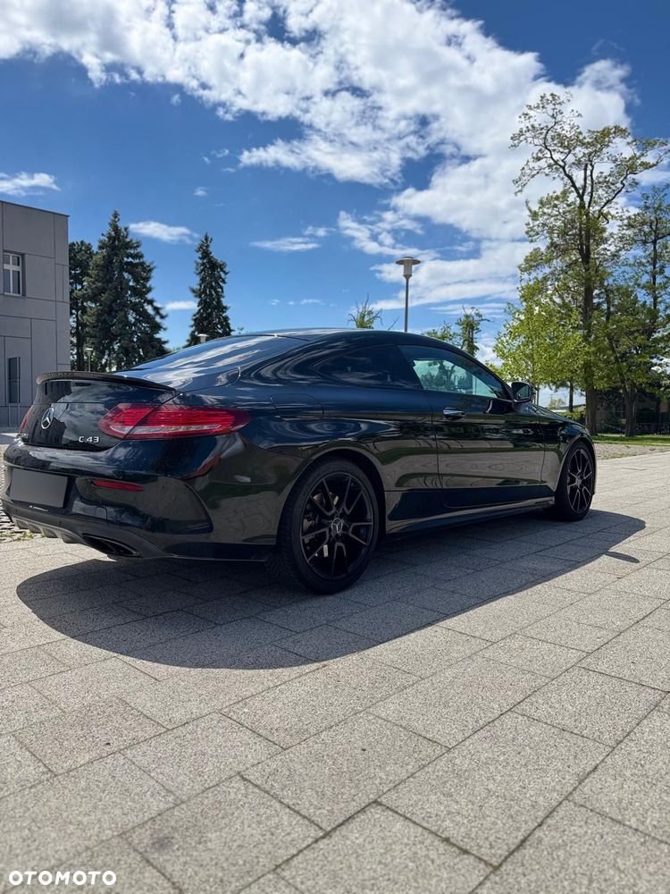 Mercedes-Benz Klasa C AMG 43 4Matic 9G-TRONIC - 13