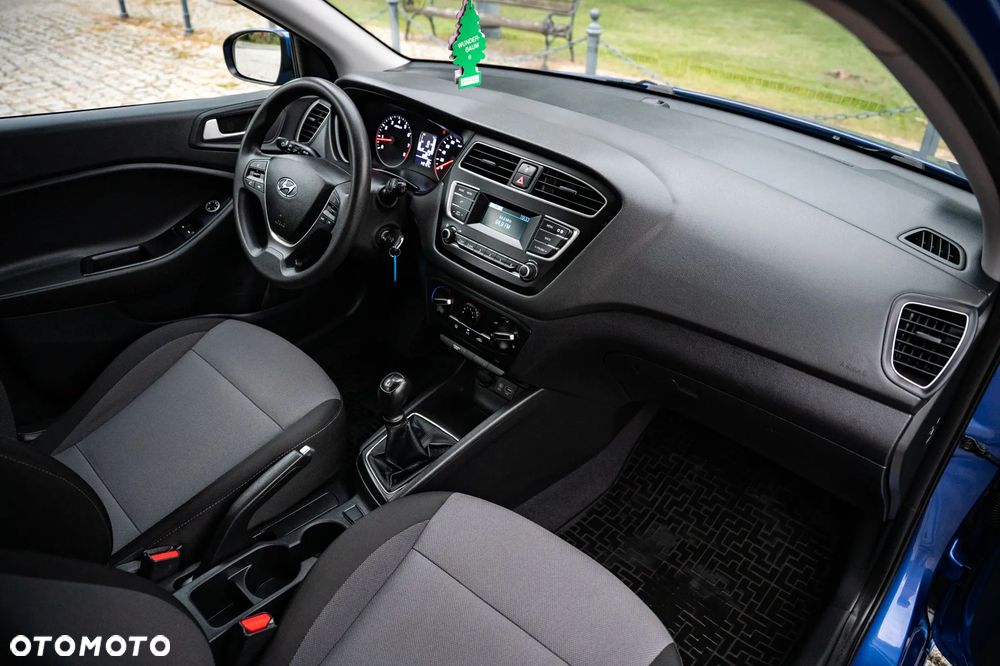 Hyundai i20 - 27