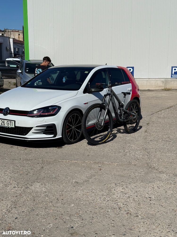 Volkswagen Golf - 13