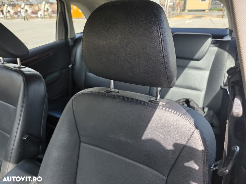 Mercedes-Benz B 180 - 20