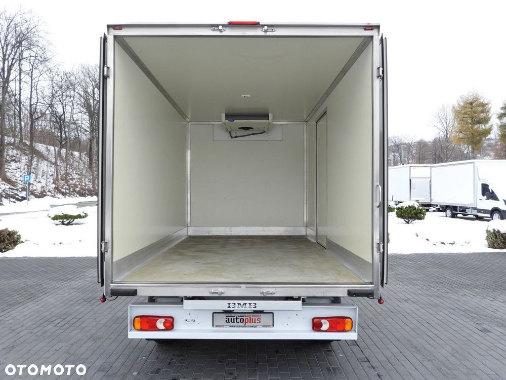 Renault MASTER CHŁODNIA KONTENER 0*C LEDY KLIMATYZACJA  165KM - 13