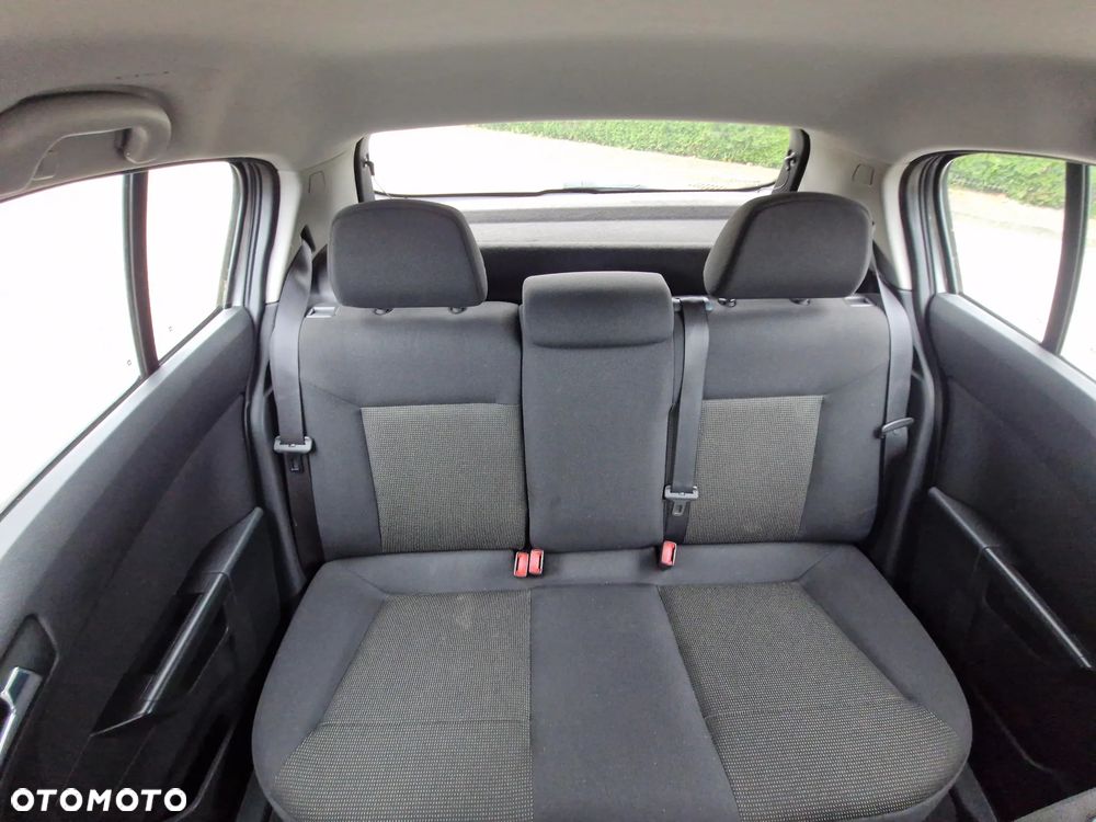 Opel Astra 1.6 Enjoy - 31