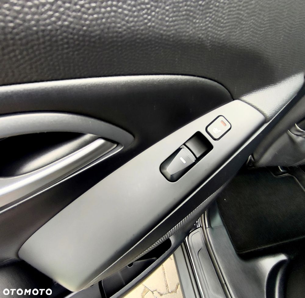 Hyundai ix35 1.6 GDI Premium 2WD - 38