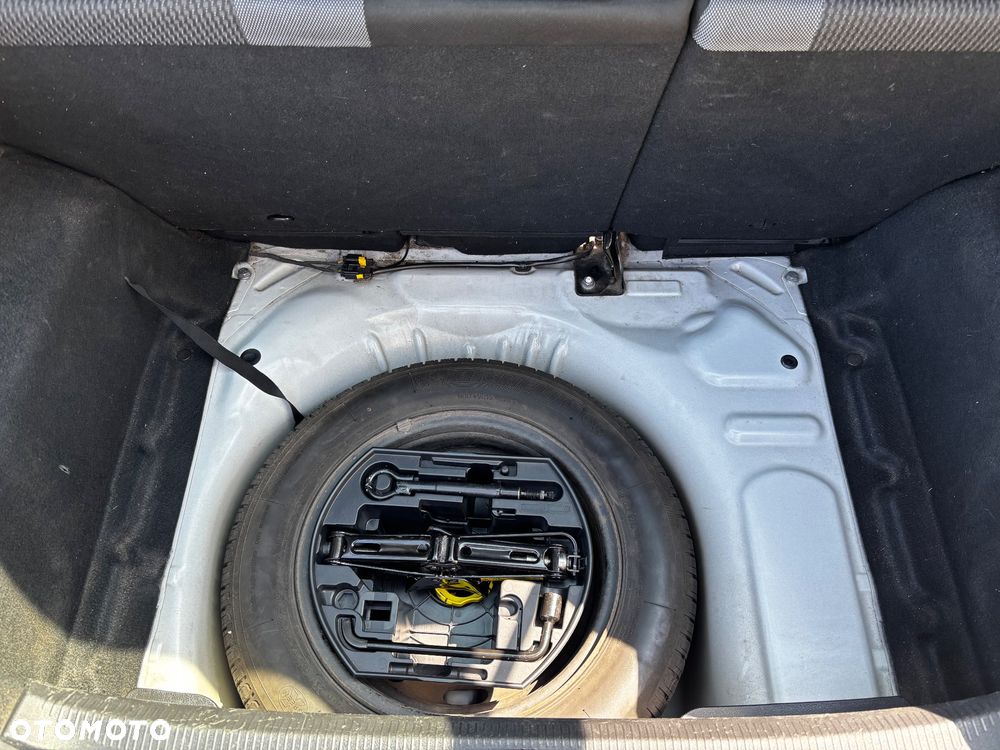Peugeot 207 1.4 HDi Trendy - 10