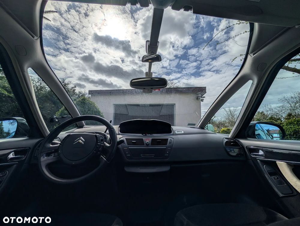 Citroën C4 Picasso 2.0 16V Exclusive - 6