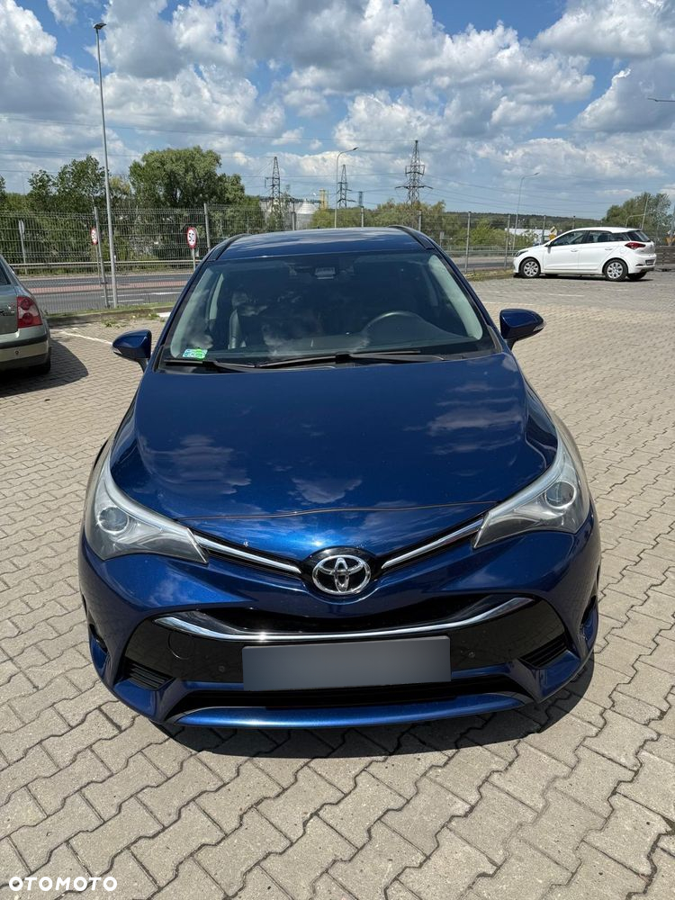 Toyota Avensis 2.0 D-4D Prestige - 3