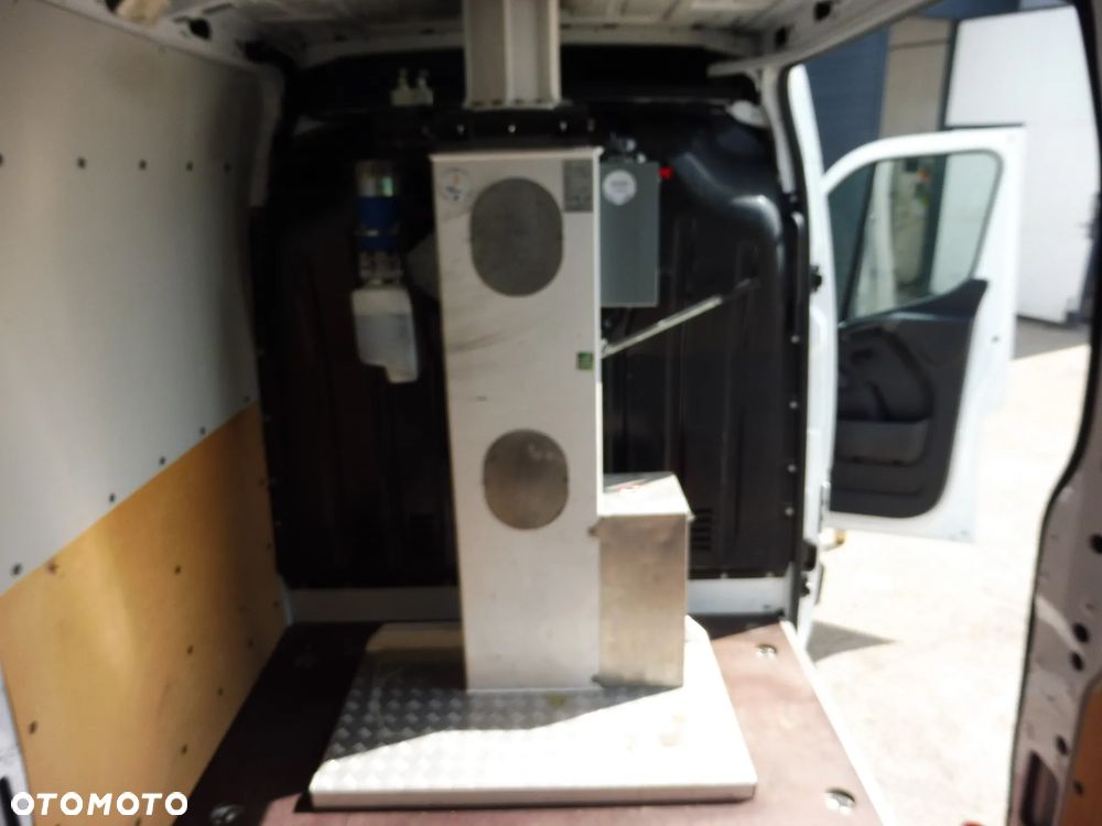 Renault Master Zwyżka Podnośnik koszowy - 9