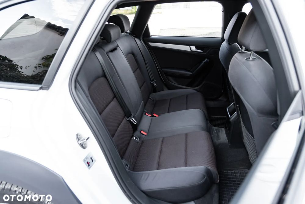Audi A4 Allroad 2.0 TDI Quattro S tronic - 23