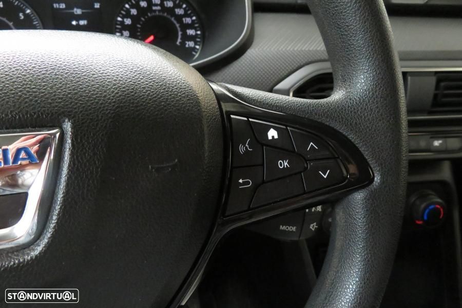 Dacia Sandero 1.0 SCe Essential - 11