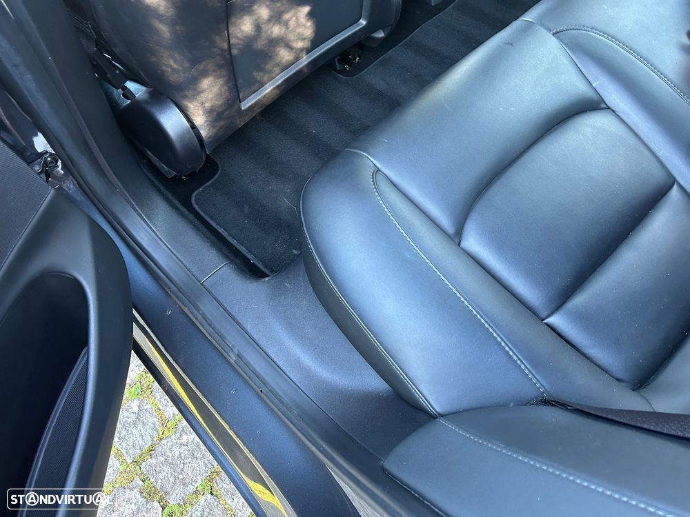 Tesla Model 3 Long Range Tração Integral - 24