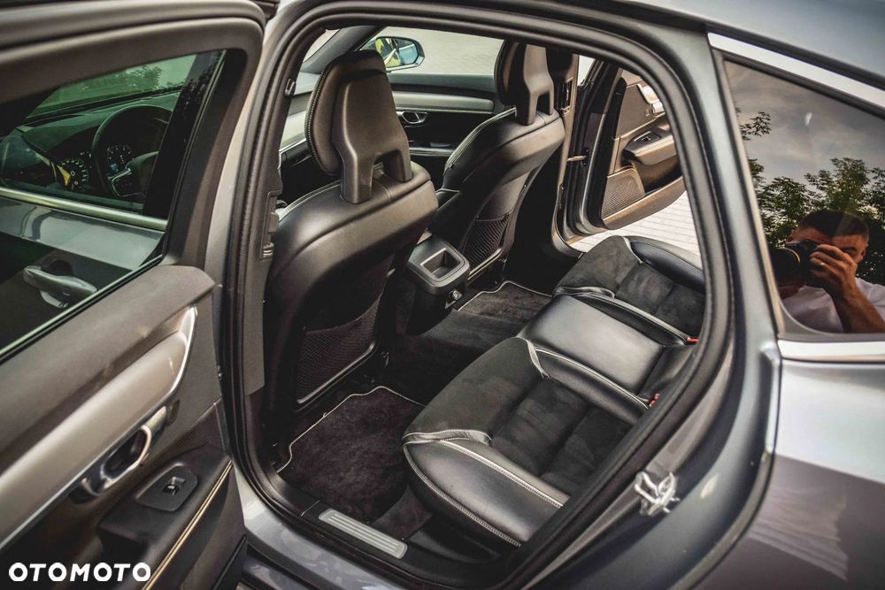 Volvo S90 T6 AWD R-Design - 24