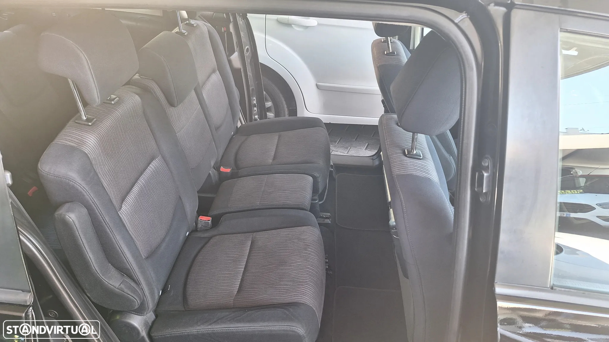 Mazda 5 MZR-CD 2.0 Comfort - 13