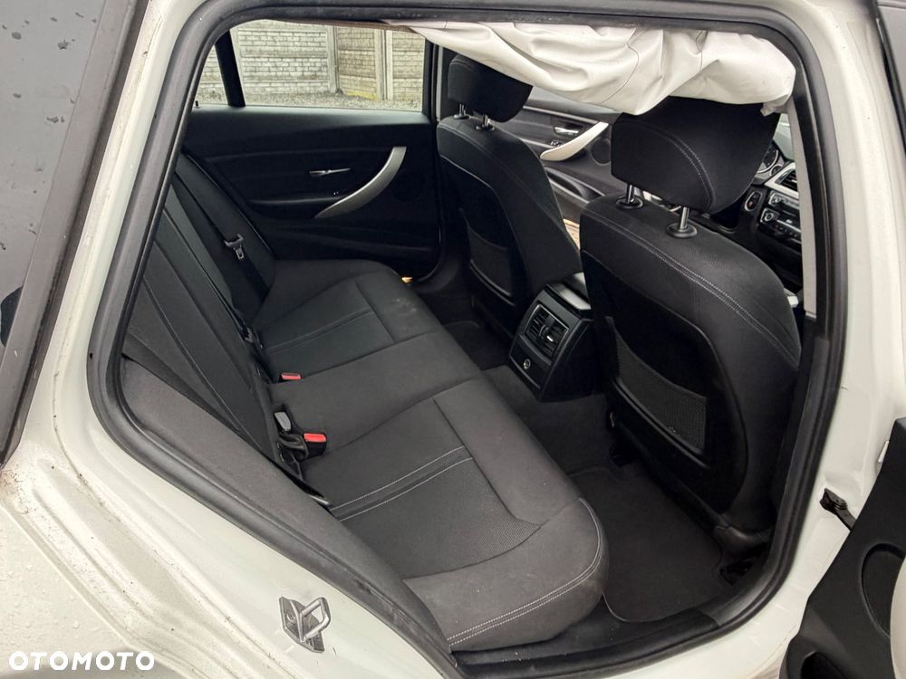 BMW Seria 3 316d Modern Line - 15