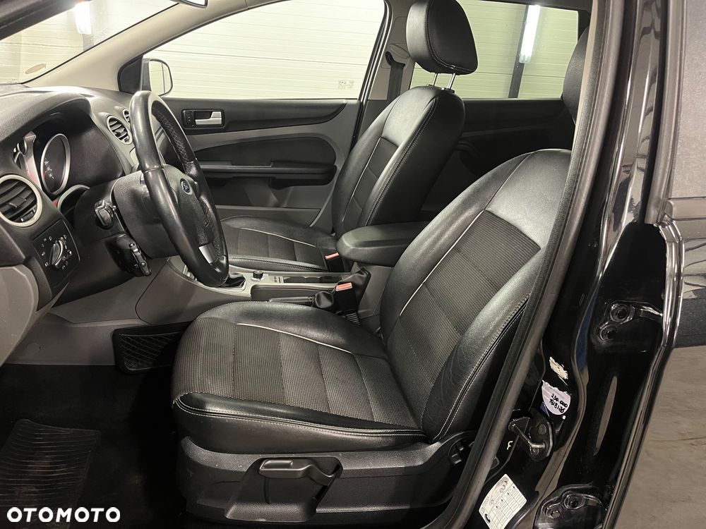 Ford Focus - 16