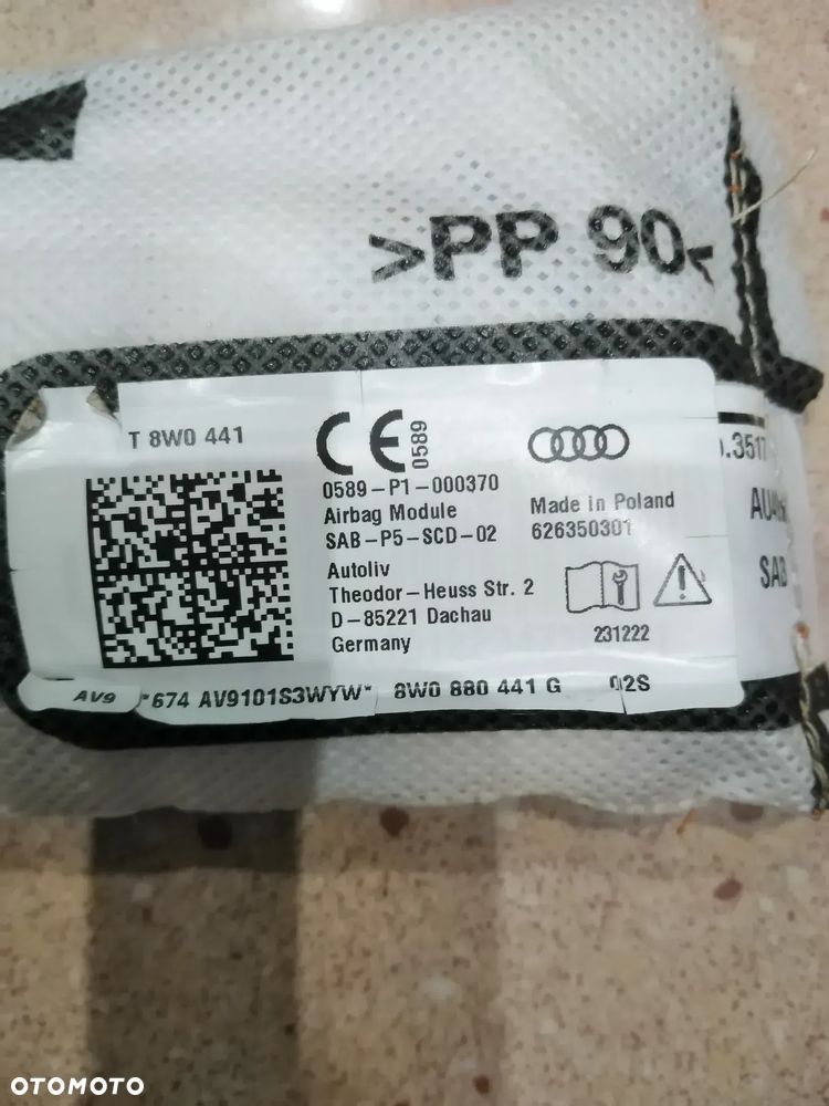 AUDI A4 / A5 8W0 B9 airbag w fotel tylny lewy - 3