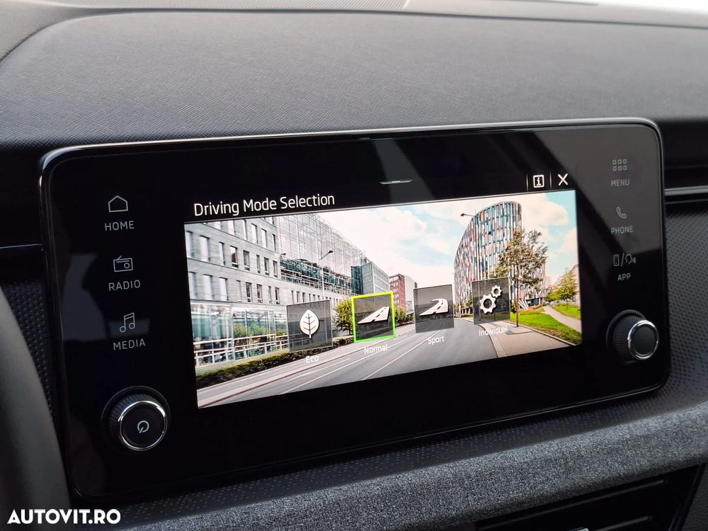 Skoda Kamiq 1.0 TSI DSG Selection - 10