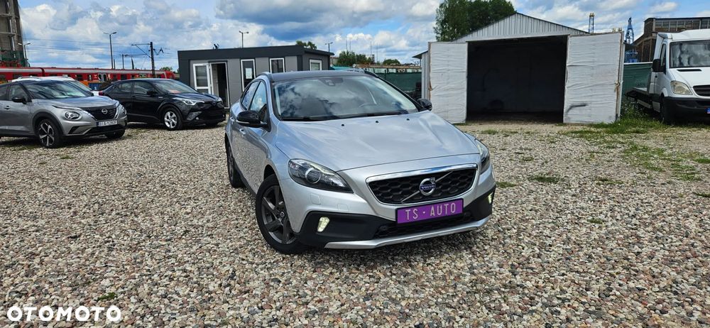 Volvo V40 Cross Country - 7
