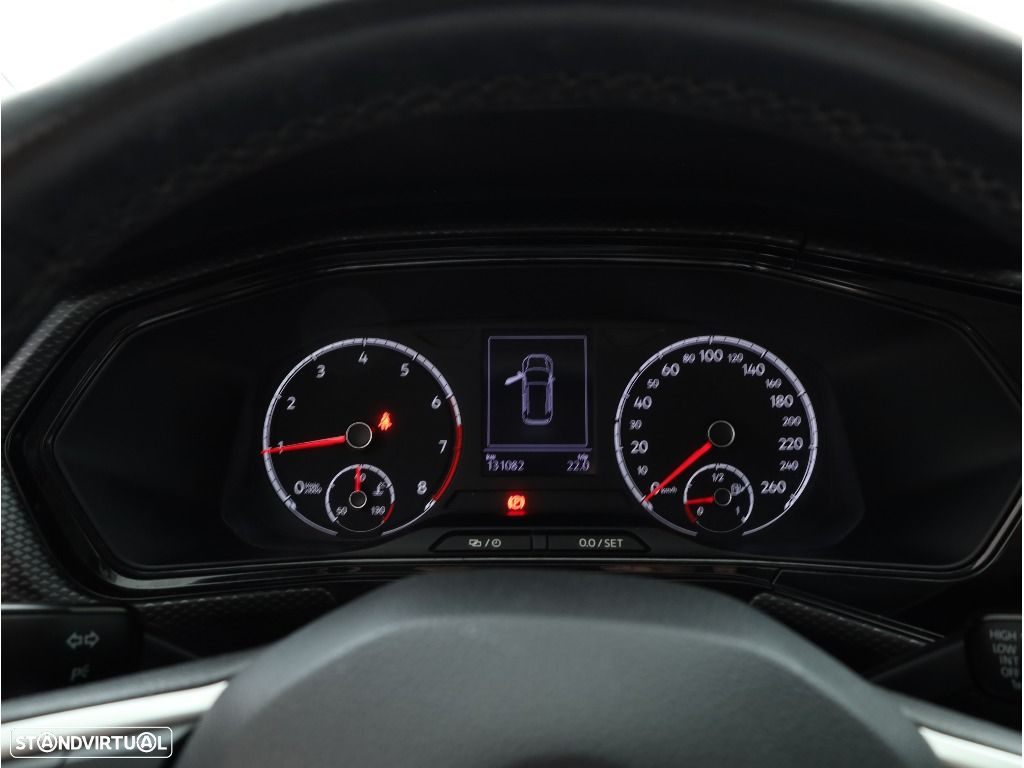 VW T-Cross 1.0 TSI Life - 35