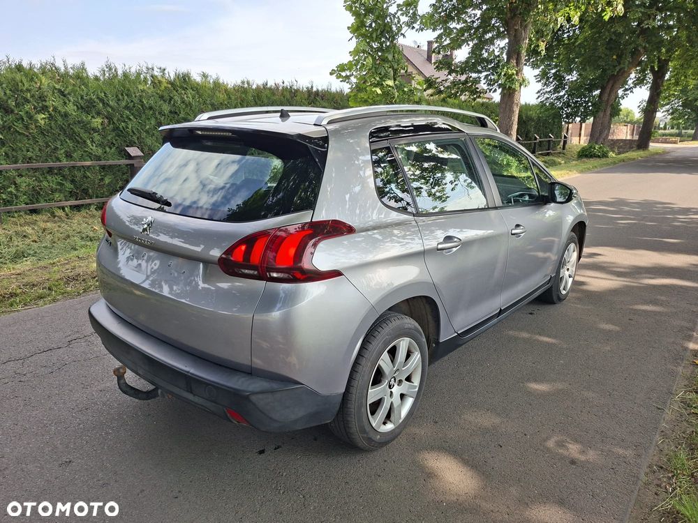Peugeot 2008 1.6 BlueHDi Active S&S - 9