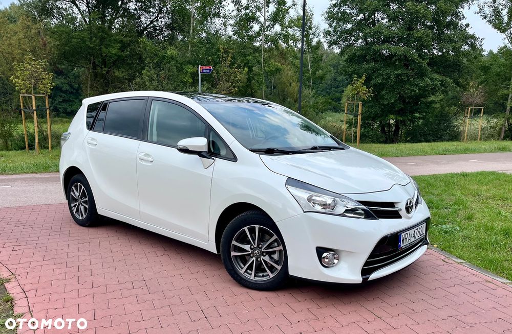 Toyota Verso 1.8 Prestige 7os MS - 13