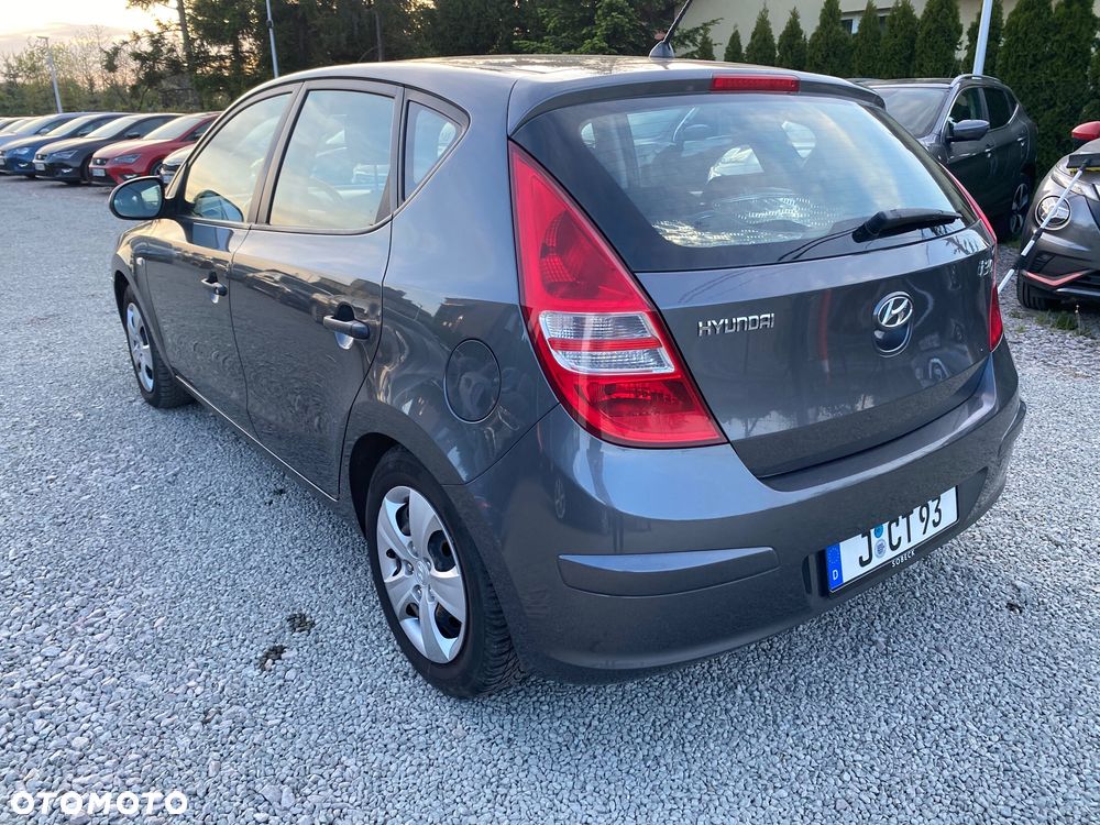Hyundai i30 1.4 Comfort - 4