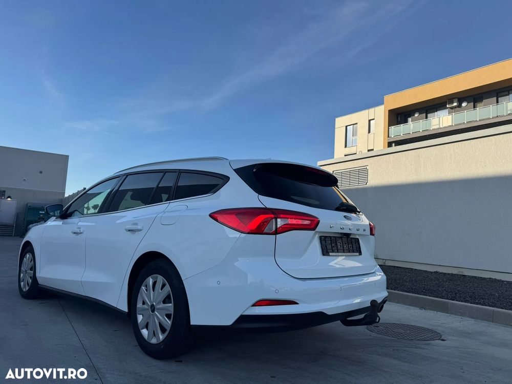 Ford Focus Turnier 1.5 EcoBlue Start-Stopp-System Aut. TITANIUM DESIGN - 5