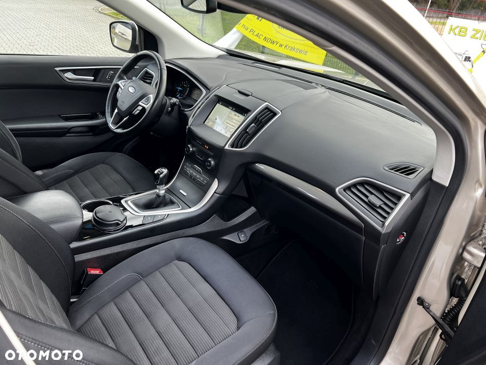 Ford Edge 2.0 TDCi 4WD Titanium - 13