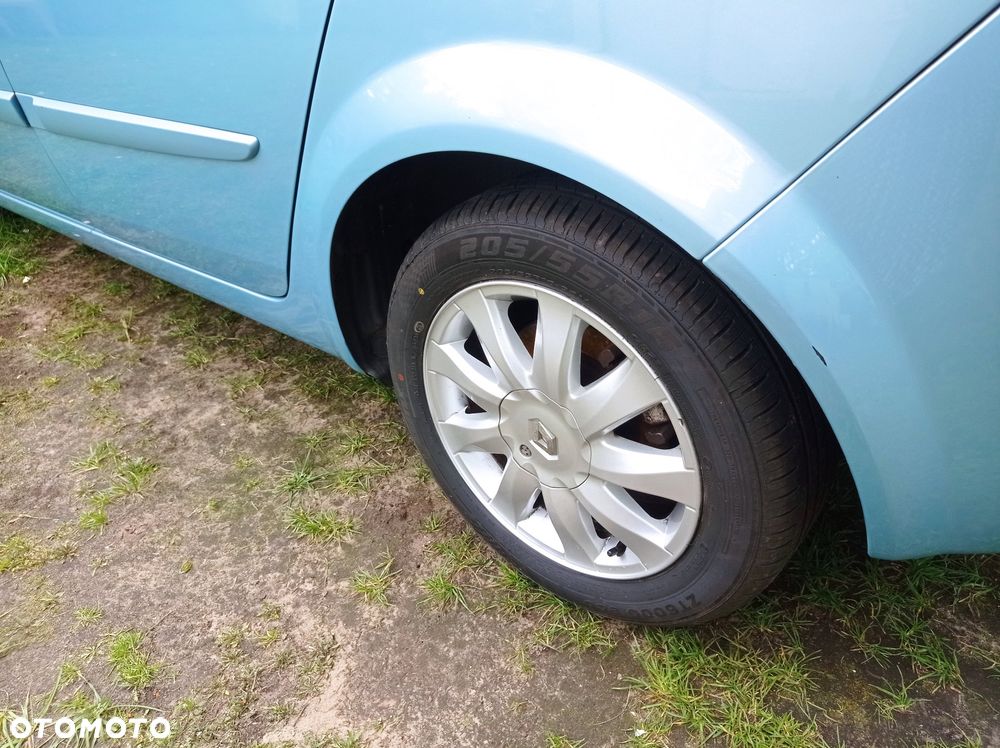 Renault Scenic 2.0 16V Privilege - 17