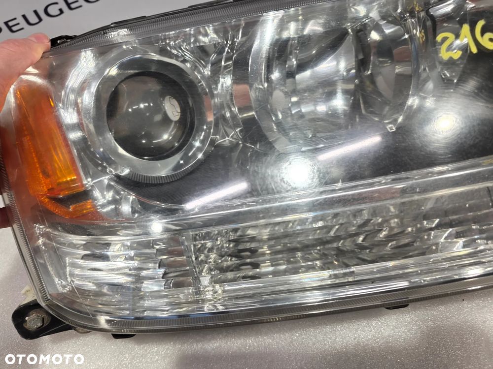 SUZUKI GRAND VITARA II 06- PRAWA LAMPA PRZEDNIA PRZÓD , AMERYKA USA , NR KOITO  100-59079 / KOITO 100-59078 , NR AUKCJI LPP216 - 9
