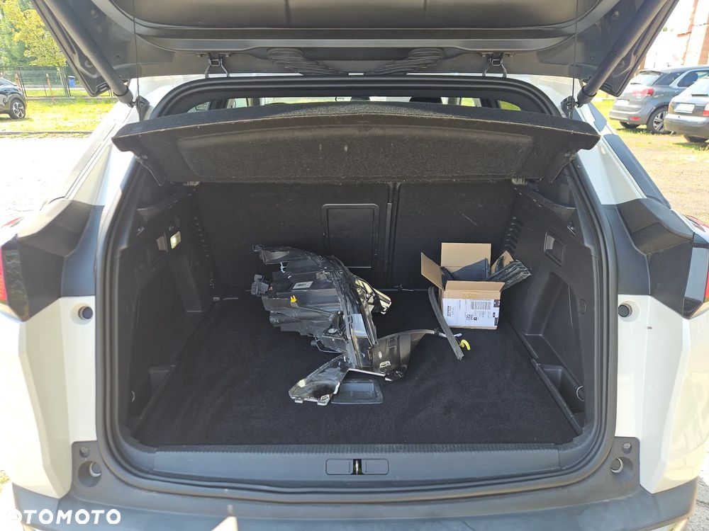 Peugeot 3008 THP 165 EAT6 Stop & Start Allure - 17