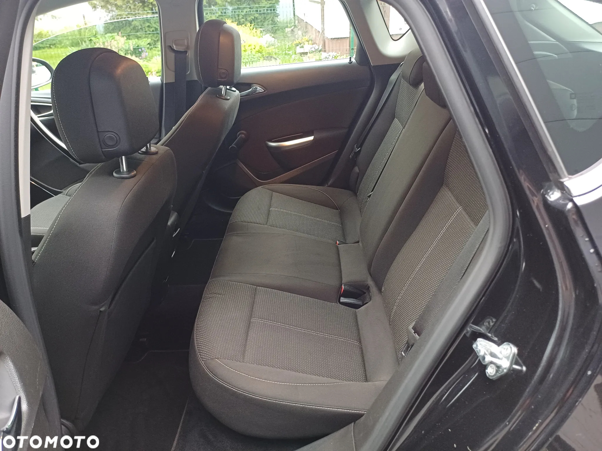 Opel Astra IV 1.4 T Cosmo - 11