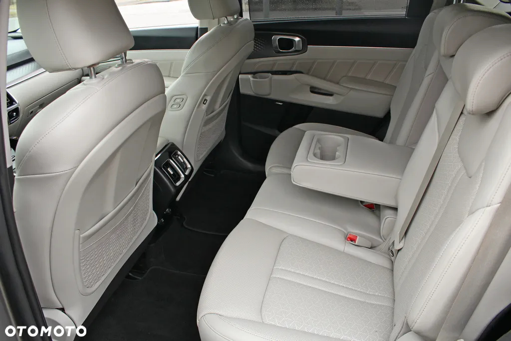 Kia Sorento 1.6 T-GDI PHEV Prestige Line 4WD 7os - 26
