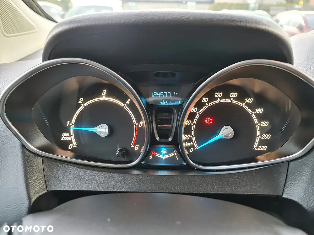 Ford Tourneo Courier 1.5 TDCi S&S Titanium - 27