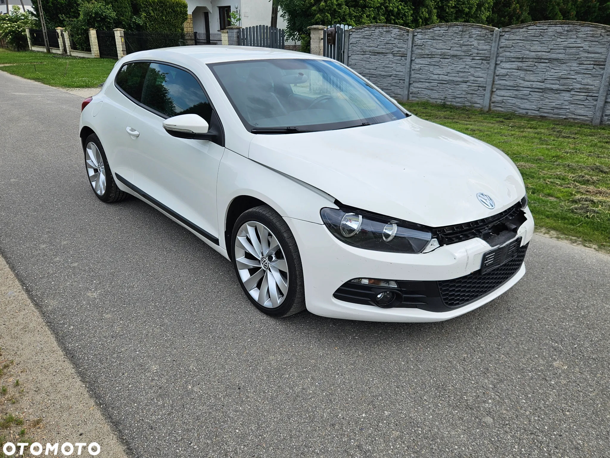 Volkswagen Scirocco 2.0 TDI Blue Motion Technologie GTS - 4