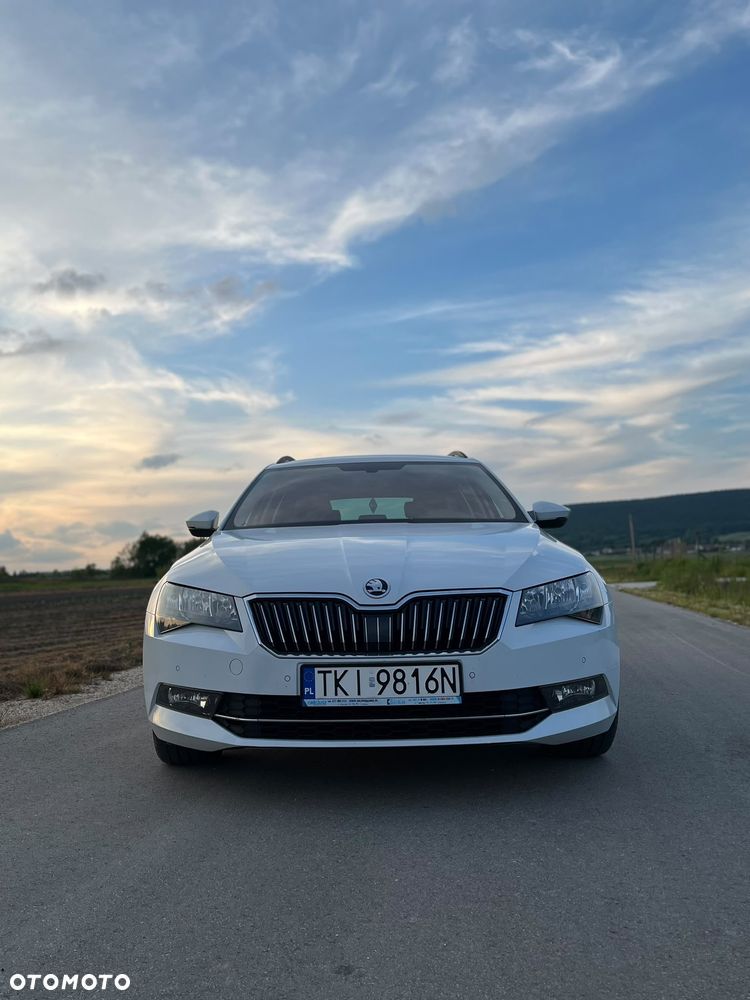 Skoda Superb 1.6 TDI DSG Active - 8