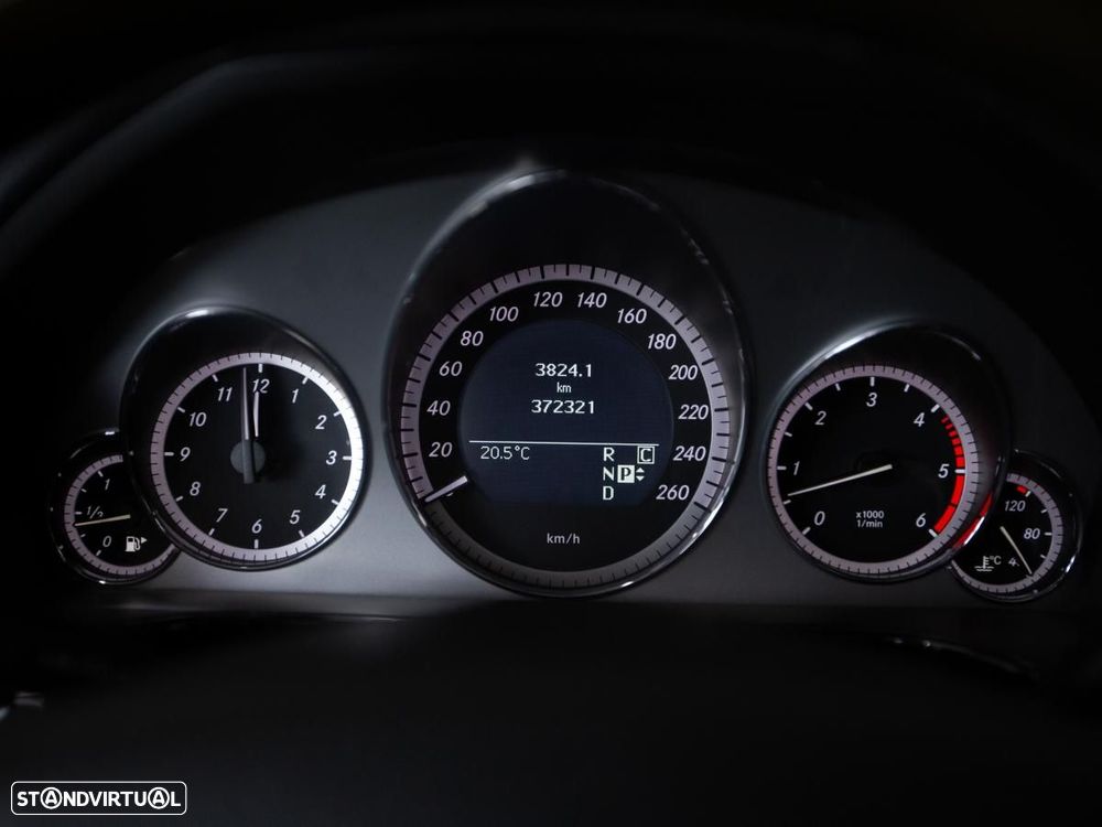 Mercedes-Benz E 350 - 25