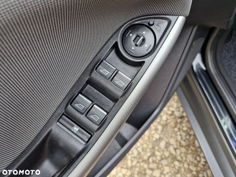 Ford Focus 1.6 TI-VCT Trend - 11