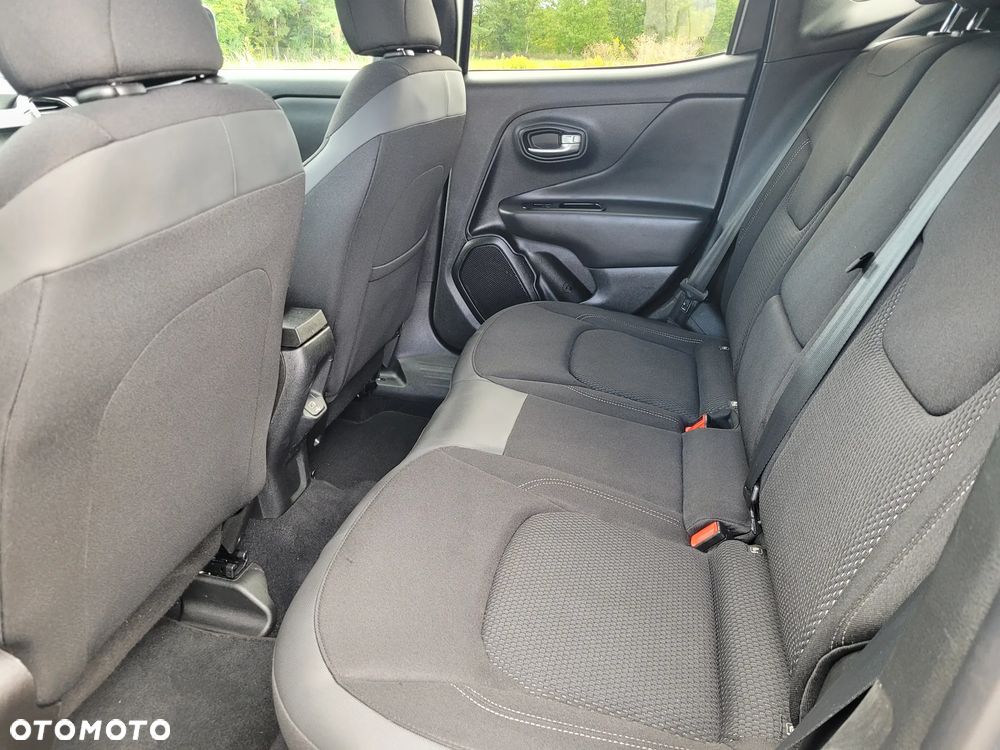 Jeep Renegade - 20