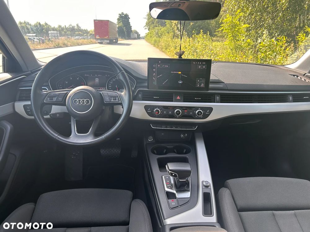 Audi A4 Avant - 16