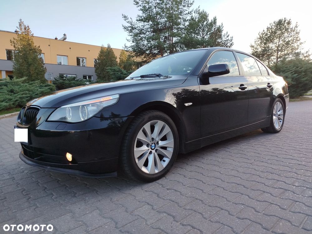 BMW Seria 5 520i - 2