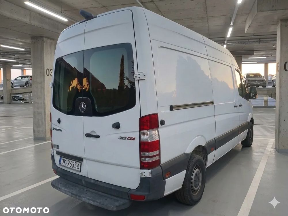 Mercedes-Benz Sprinter - 3
