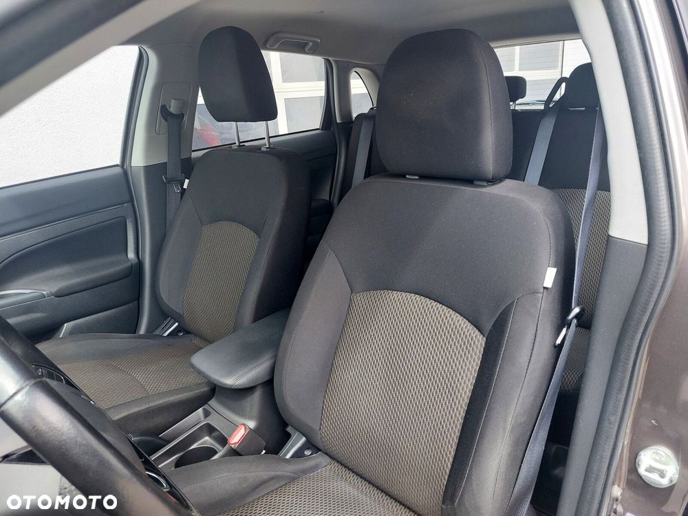 Mitsubishi ASX 1.6 Invite - 10