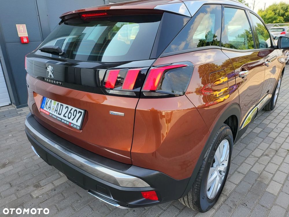 Peugeot 3008 1.2 PureTech Allure Pack S&S - 22