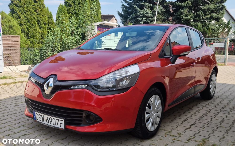 Renault Clio 1.2 16V 75 Experience - 28