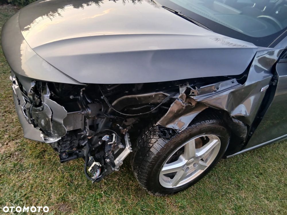 Ford Focus 1.5 EcoBlue Start-Stopp-System ST-LINE - 6