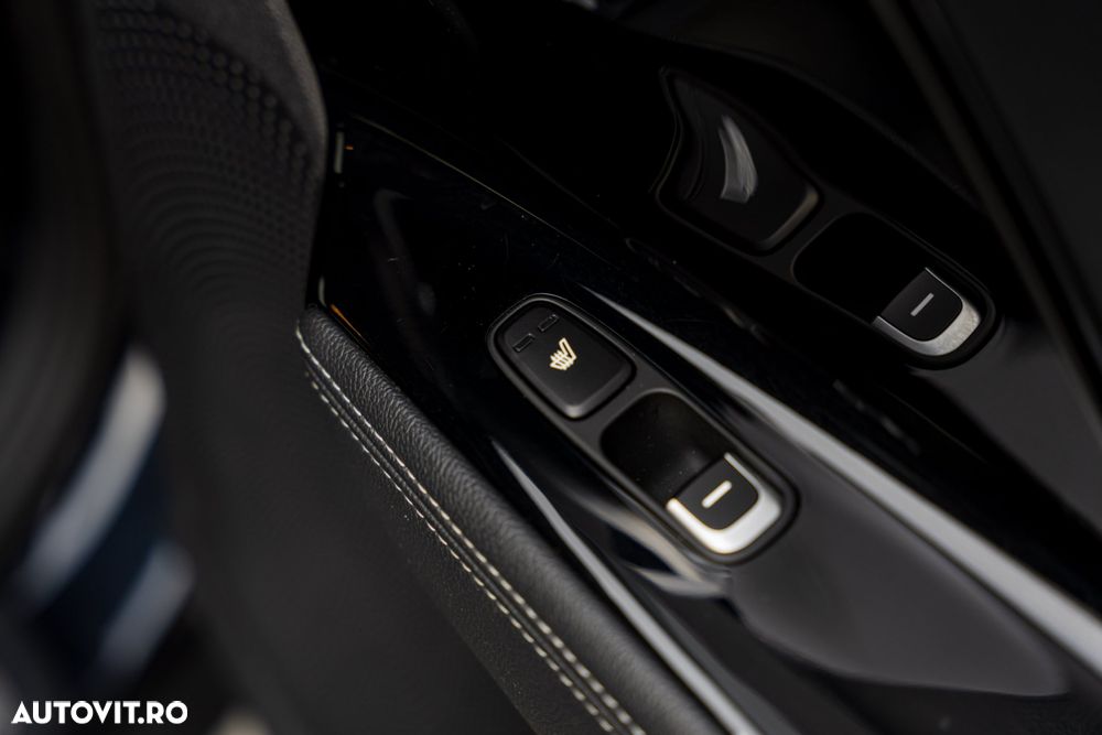 Kia Niro 1.6 GDI 2WD Aut. Spirit - 33