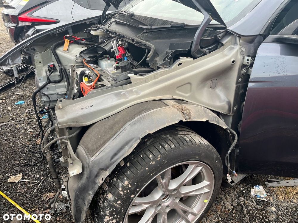 ĆWIARTKA LEWY PRZÓD TESLA Y PMNG - 1